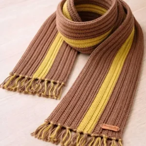 Ribbed Knit Muffler with Fringe